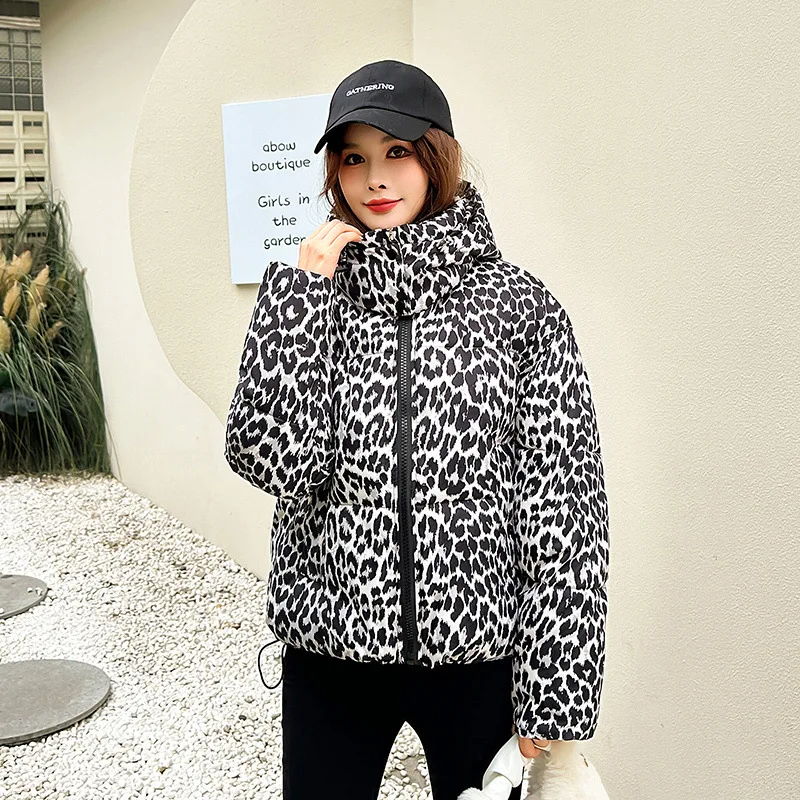 새로운 다운 코튼 자켓 여성 파카 패션 느슨한 후드 레오파드 인쇄 짧은 두꺼운 따뜻한 겨울 캐주얼 여성 겉옷 오버 코트