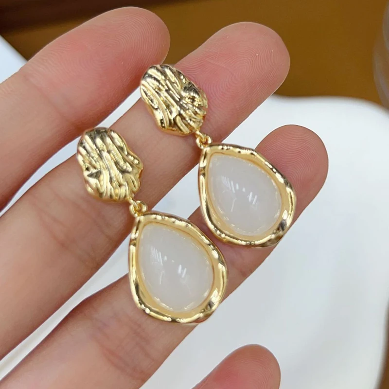 موضة قطرة الماء استرخى أقراط للنساء الهندسة المعادن أوبال إسقاط أقراط خمر العصرية حفل زفاف مجوهرات هدية