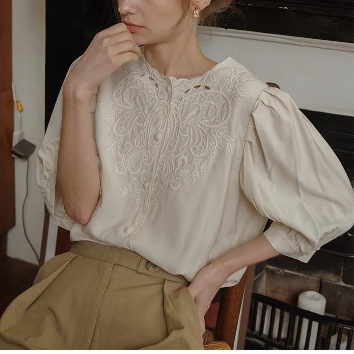 Women's Elegant Embroidered Blouse, Scalloped Neck Puff Sleeve Button Down Top, Vintage Casual Daily Office Wear