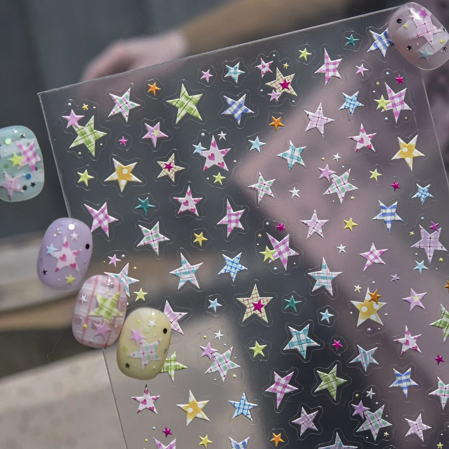 Plaid Star Vintage Academic Style Fünfzackiger Stern Kleines Herz 5D Nail Art Aufkleber Geprägte Nagelaufkleber Maniküre für Frauen – Detail 4