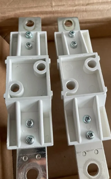 Sist601 NH3 RT16-3، قاعدة الصمامات من أنبوب الصمامات، قاعدة الصمامات الاتصال للسكين، قاعدة الصمامات لتثبيت وصلة الصمامات NH (السكين) #3