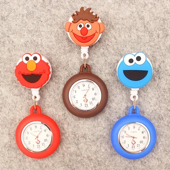 Cartoon lustige rote blaue Brot Junge Stil dehnbare Taschenuhr einziehbar und mit Clip für Männer und Frauen