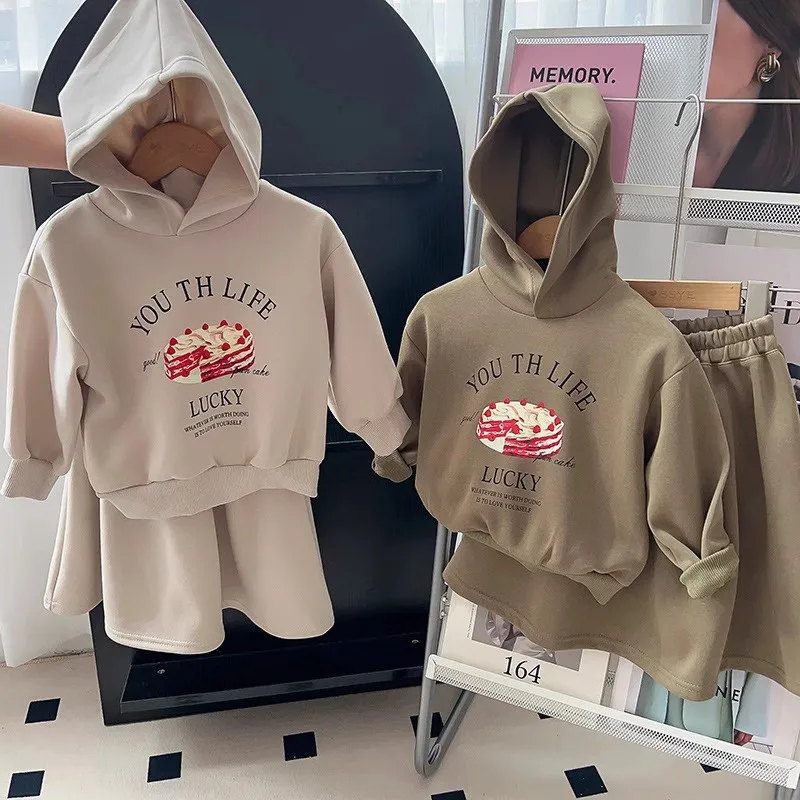 

Girls' Trendy Outfit Set Skirt Spring and Autumn New Hooded Sweatshirt Stylish Kids' Skirt Fashionable Two-Piece Set