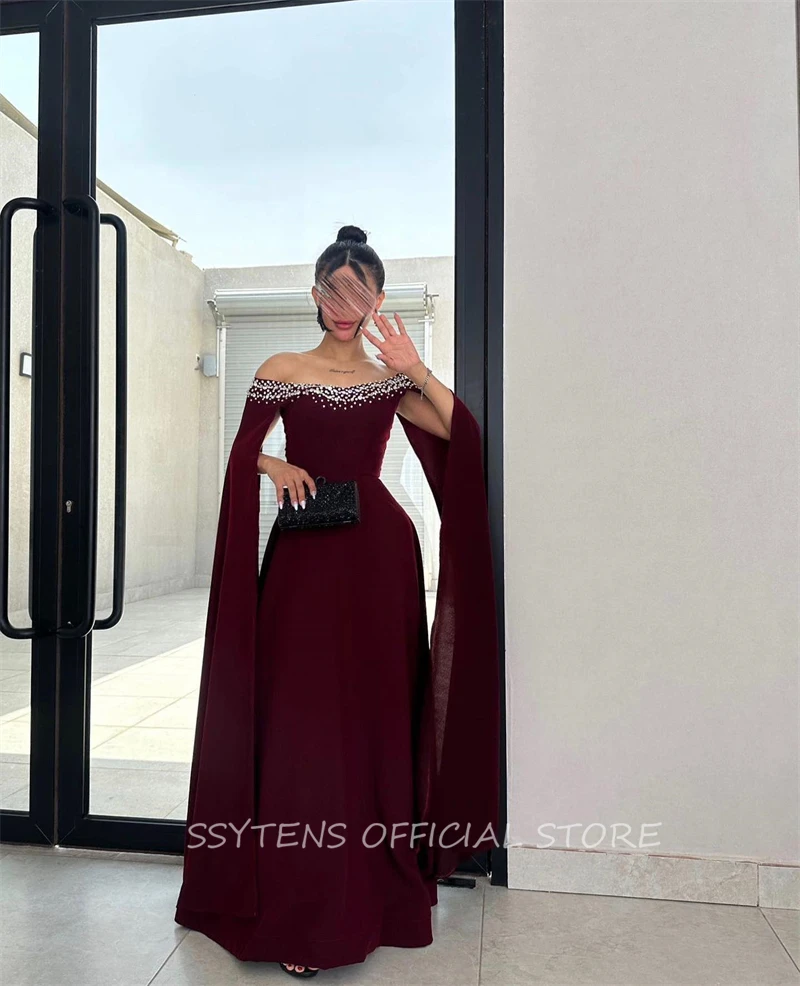 Maroon Satin A Line Evening Prom Dresses Flare Long Sleeve Crystal Beaded Boat Neck Arabic Dubai Prom Party Dress Robe De Soirée