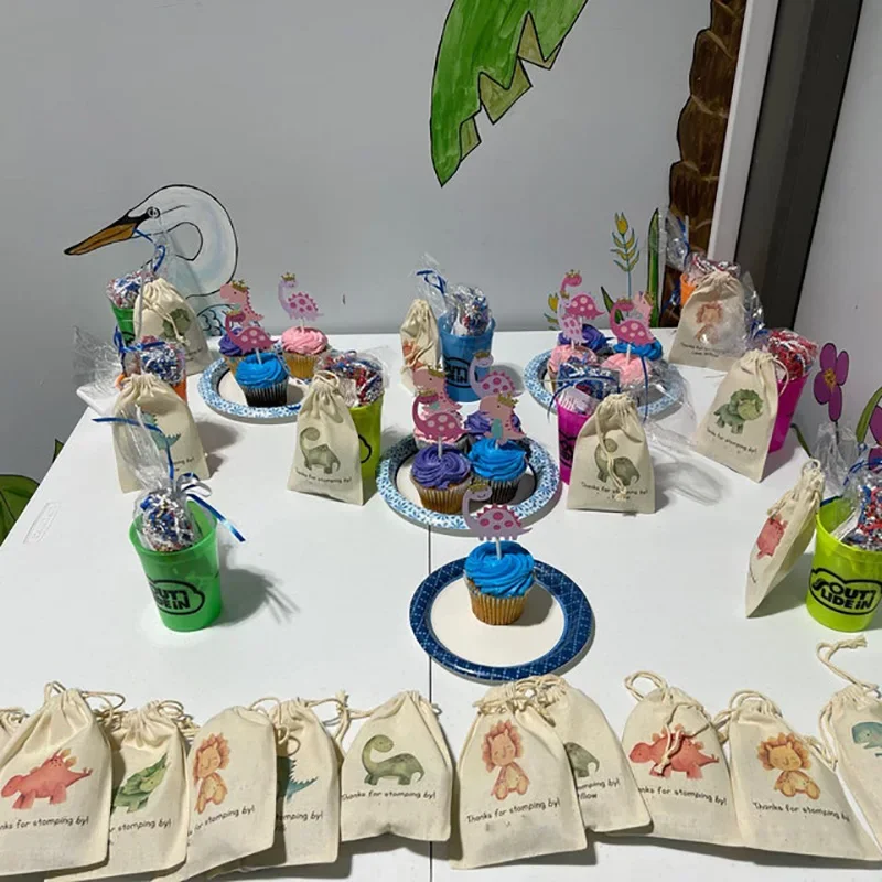 5pcs dinosaur candy gift bags Dino theme kid boy girl first 1st 2nd 3rd birthday party baby shower kindergarten decoration favor