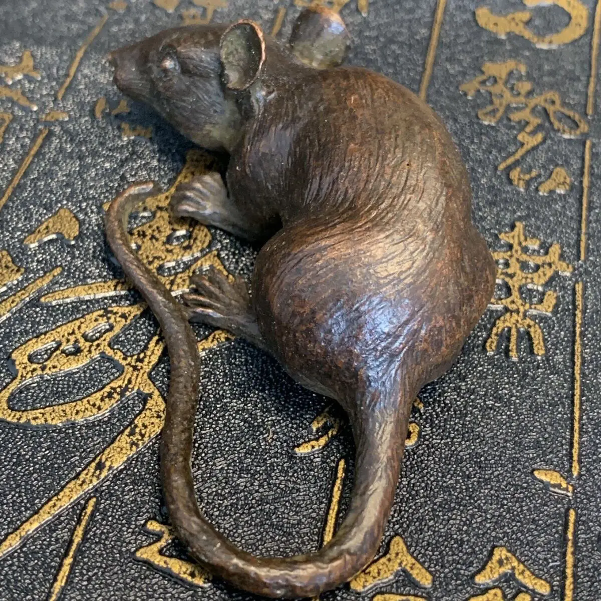 

collectable bronze handmade mouse Figure statue netsuke table decoration