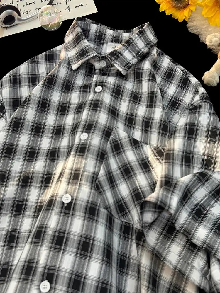 

Летняя тонкая мужская рубашка в клетку, повседневная свободная рубашка с коротким рукавом и принтом, на пуговицах, молодежная, модная, приталенная, верхняя одежда, пальто