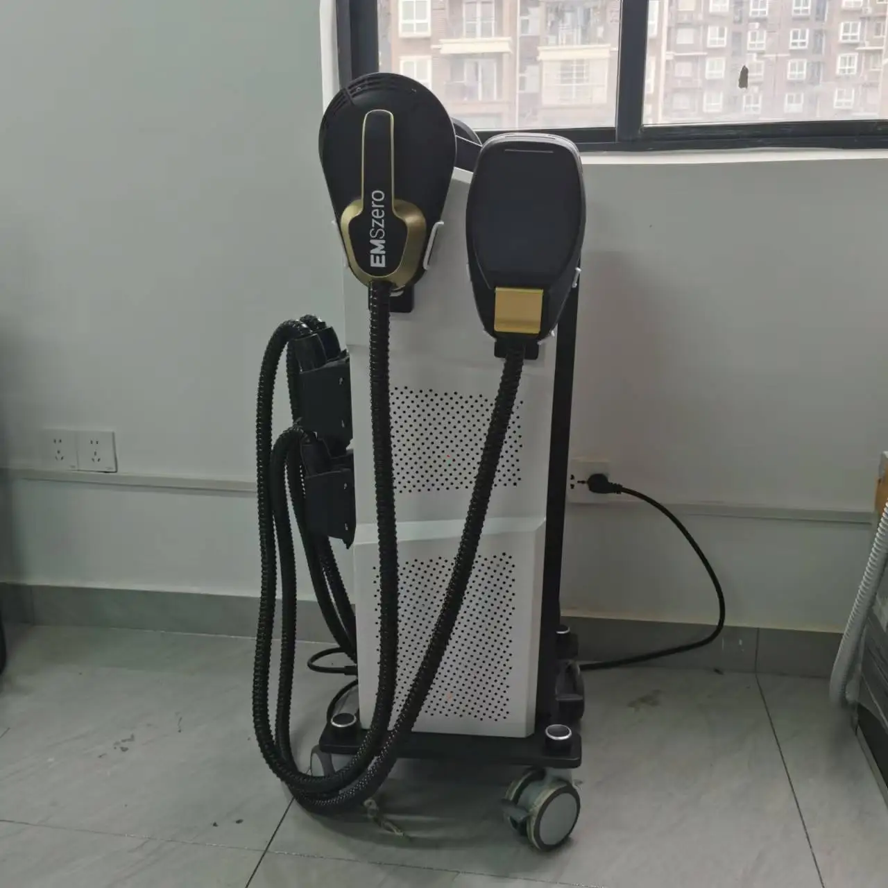 2025 EMSzero Neo Black Gold RF EMS Sculpt Machine Fat Body Slimming Technology Muscle Stimulation Sculpting salo 6500W  15Tesla