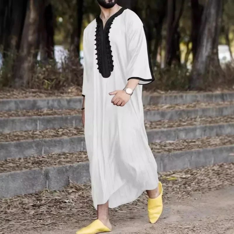 

2025 new muslim short-sleeved embroidered striped ethnic men's robe GH99209