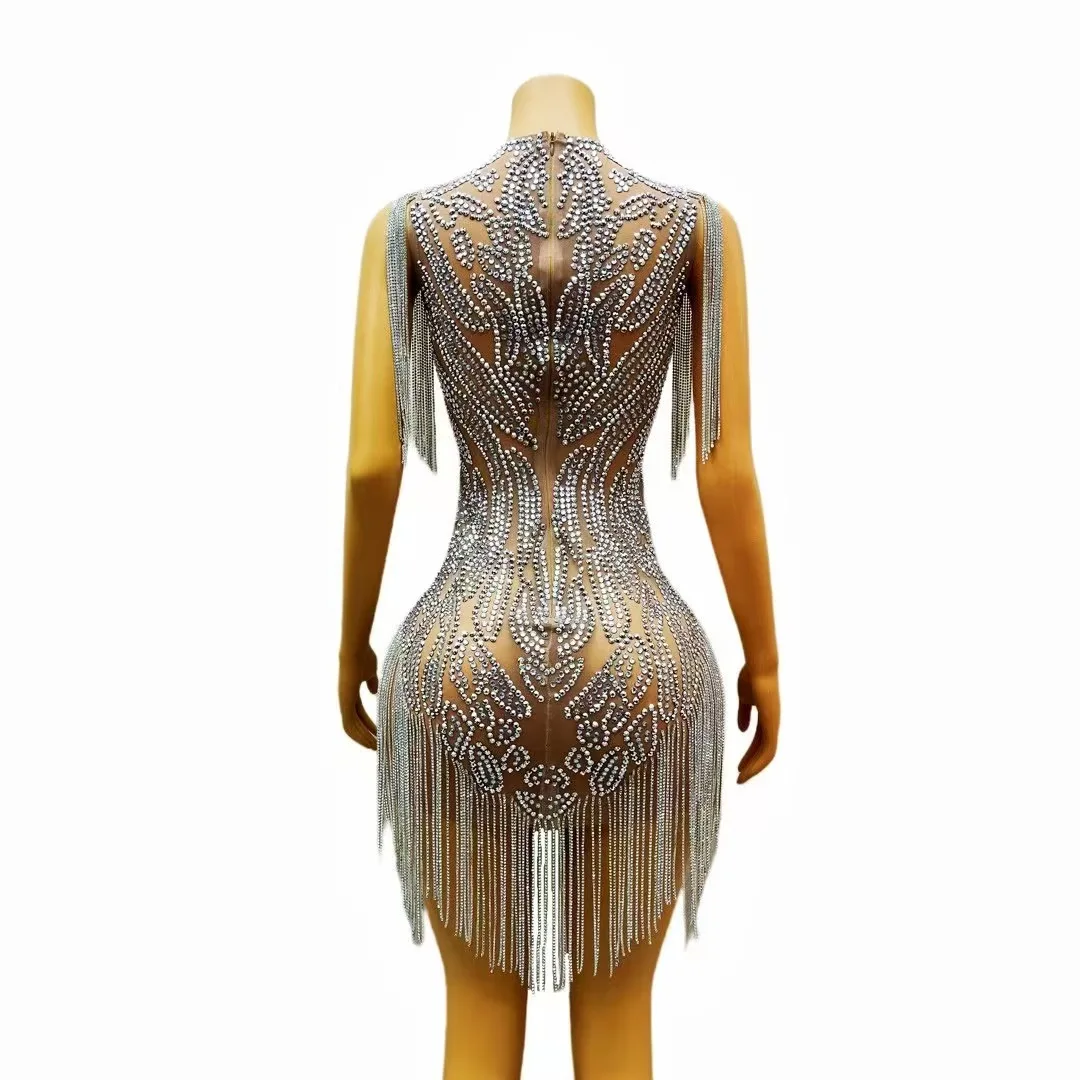 Traje de fiesta para mujer, disfraz de sesión de fotos puesta en escena, cantante, bailarina, Sexy, diamantes de imitación plateados, cadenas de cristales, vestido de malla desnuda
