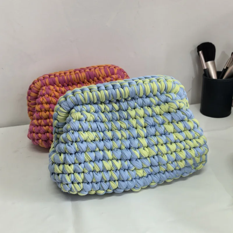 PURSES Women' Bag 2024 New Pure Hand Crochet Crossbody Bag Spot Finished Small Chain Square Bag Luxury Designer Handbag