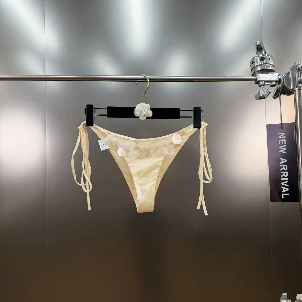 New Luxury Sequin Decorated Tie Bikini Two-Piece Swimsuit for Women Vacation Sexy Bikini Set - Image 4