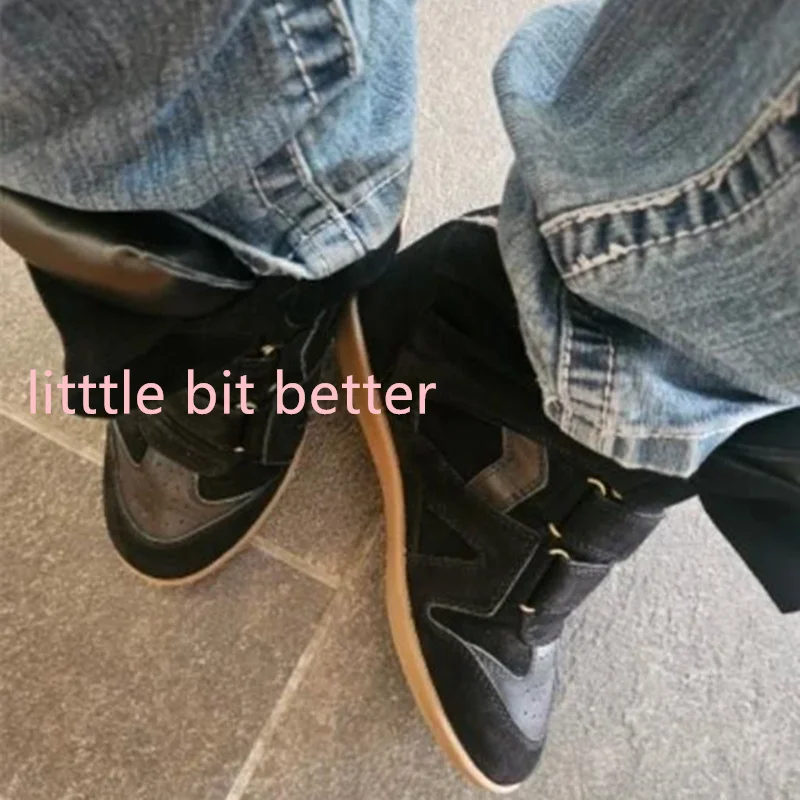 Botas Femininas de Couro de Luxo para Outono/Inverno 2026 - Design de Marca, Moda Casual com Aumento de Altura, Estilo Motociclista