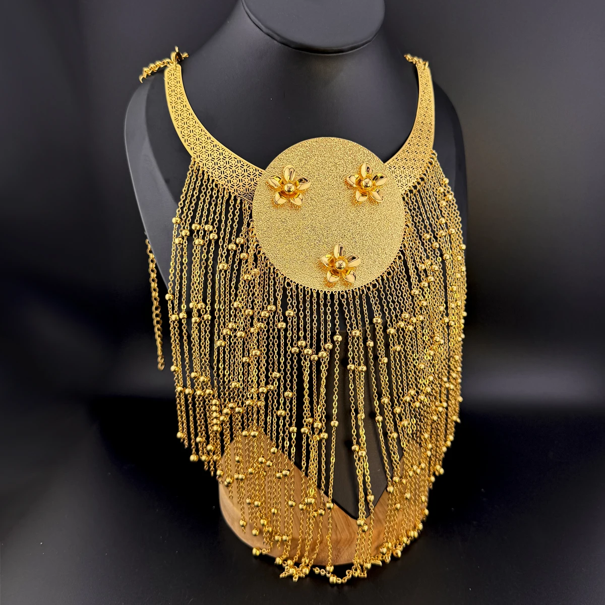 Dubai Fashion Jewelry Sets Exaggerated Round Necklace for Womens Bracelet Earrings Ring Wedding Party Gift