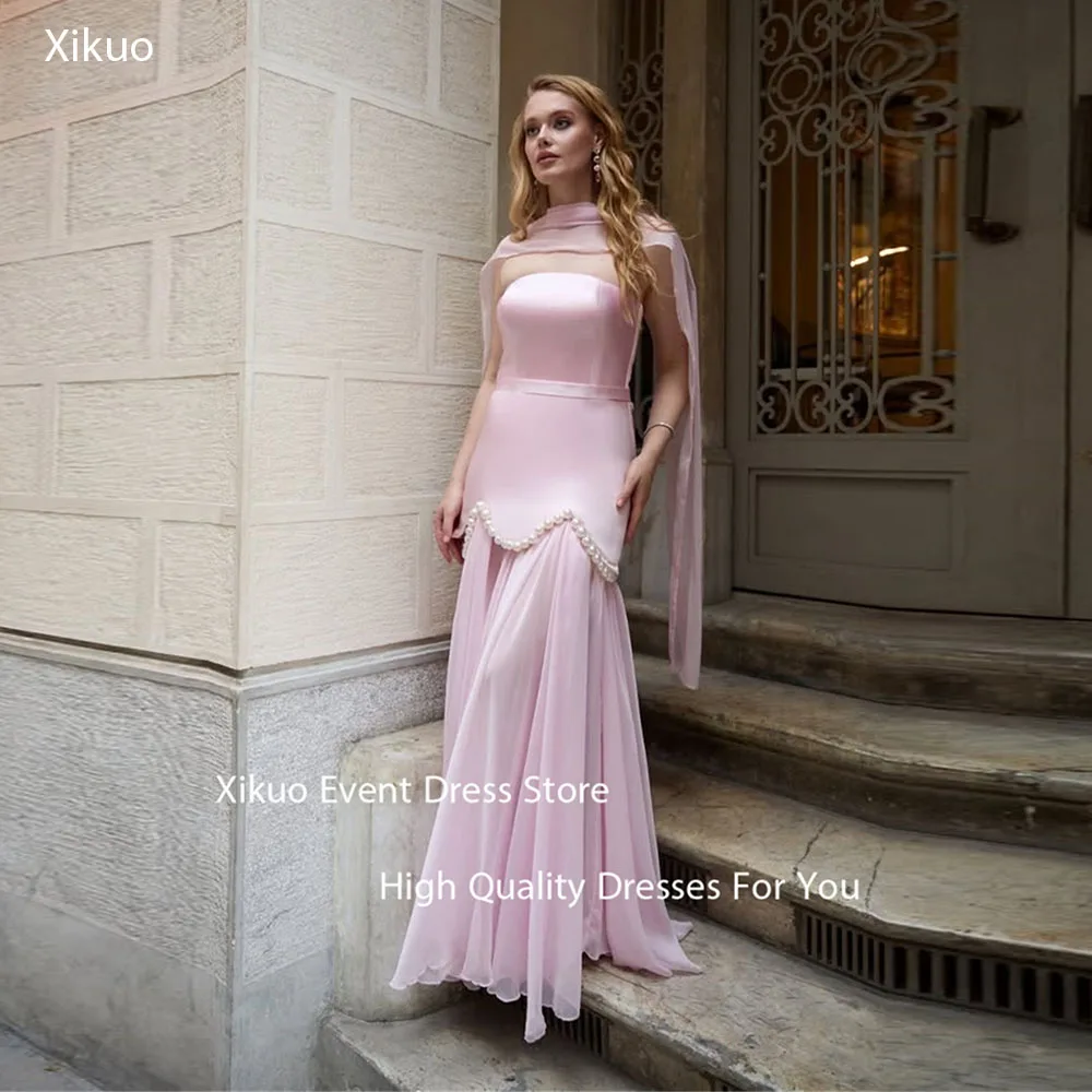 Xikuo Gaun Malam Merah Muda Dipangkas Mutiara Gaun Dansa Pesta Pita Tipis Gaun Prom Punggung Berenda A Line Tanpa Tali Disesuaikan