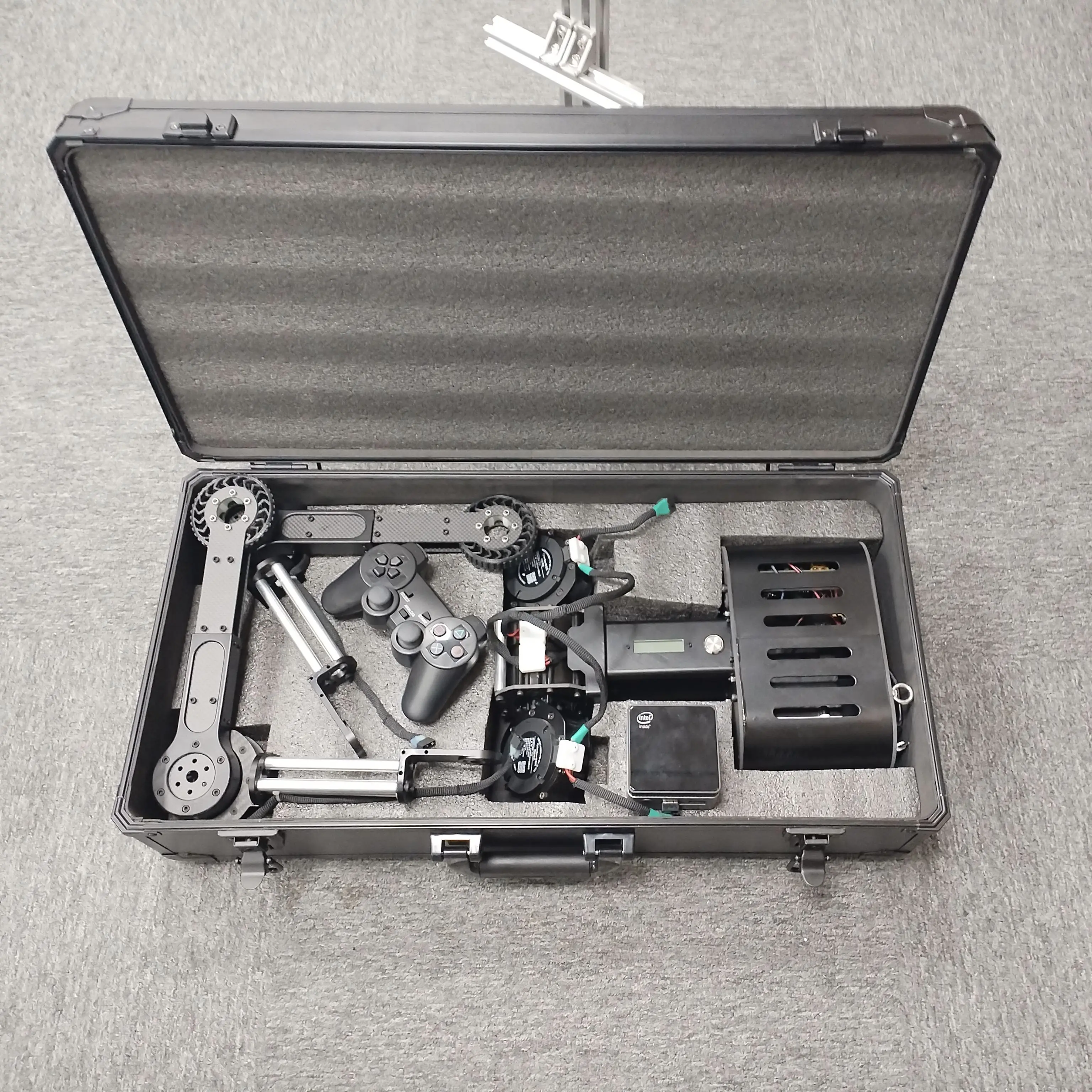 روبوت ذكي AI، ذراع آلي، كلب آلي، جسم ثنائي بيونيك، برمجة بيثون ذكية، روبوت إنساني