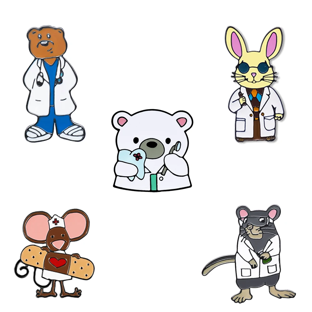 تجربة طبية لطيف الحيوان المينا بروش الكرتون الماوس الدب الدب القطبي دكتور دبوس صديق التلبيب معطف شارة مجوهرات اكسسوارات