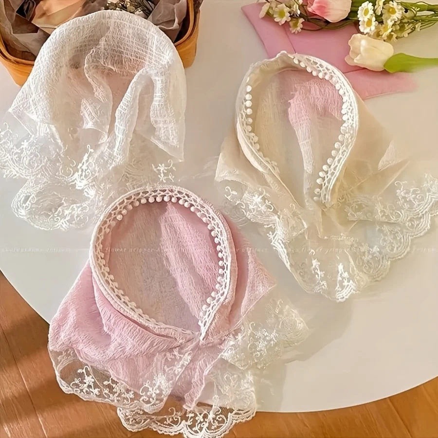 2pcs Gentle Wind Cutout Lace Head Scarf Triangle Scarf