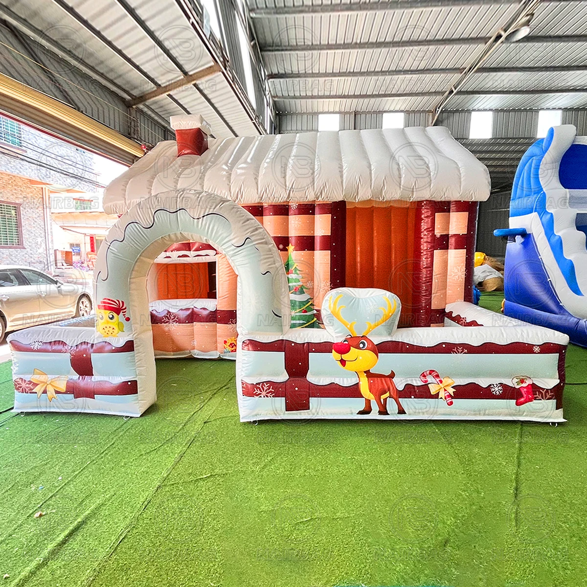 屋外用ブラウンサンタ洞窟PVC製インフレータブルクリスマスハウス、インフレータブルキャビンテント、ホリデーイベントパーティー装飾用