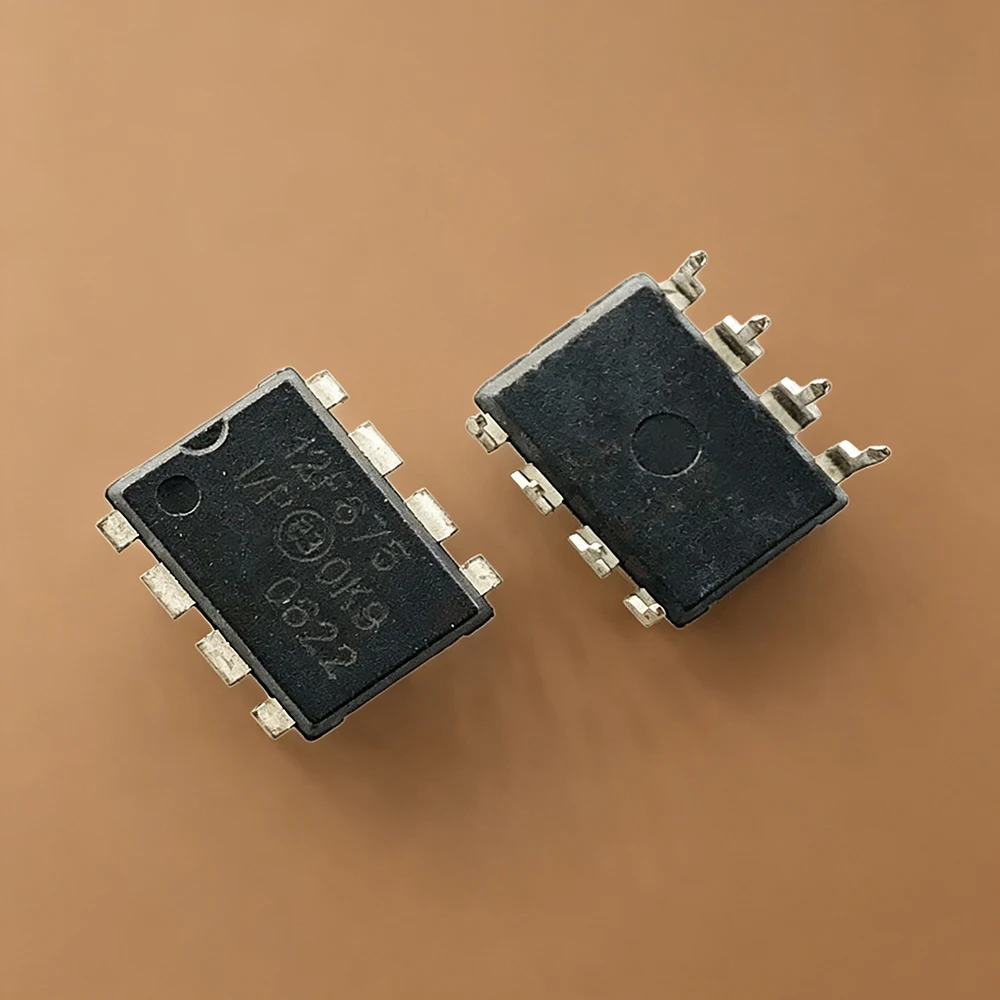 5PCS 12F629 12F675 DIP8 PIC12F629-I/P PIC12F675-I/P PIC12F629 PIC12F675 DIP-8 DIP new and   IC Chipset
