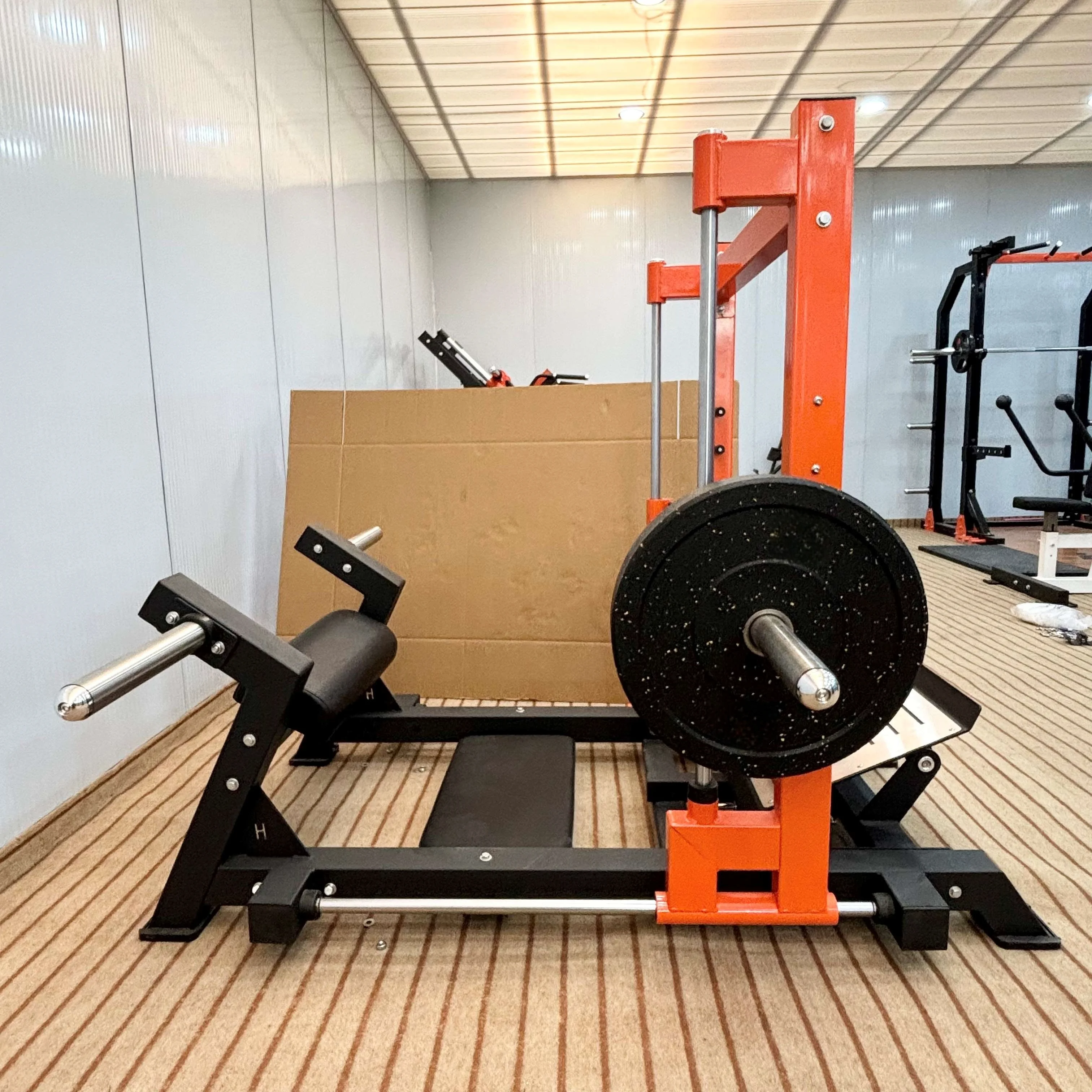 

Оптовая машина Land Fitness Коммерческое оборудование для фитнеса Тренажер для тренировки ягодиц с плоской загрузкой 3D ягодицы
