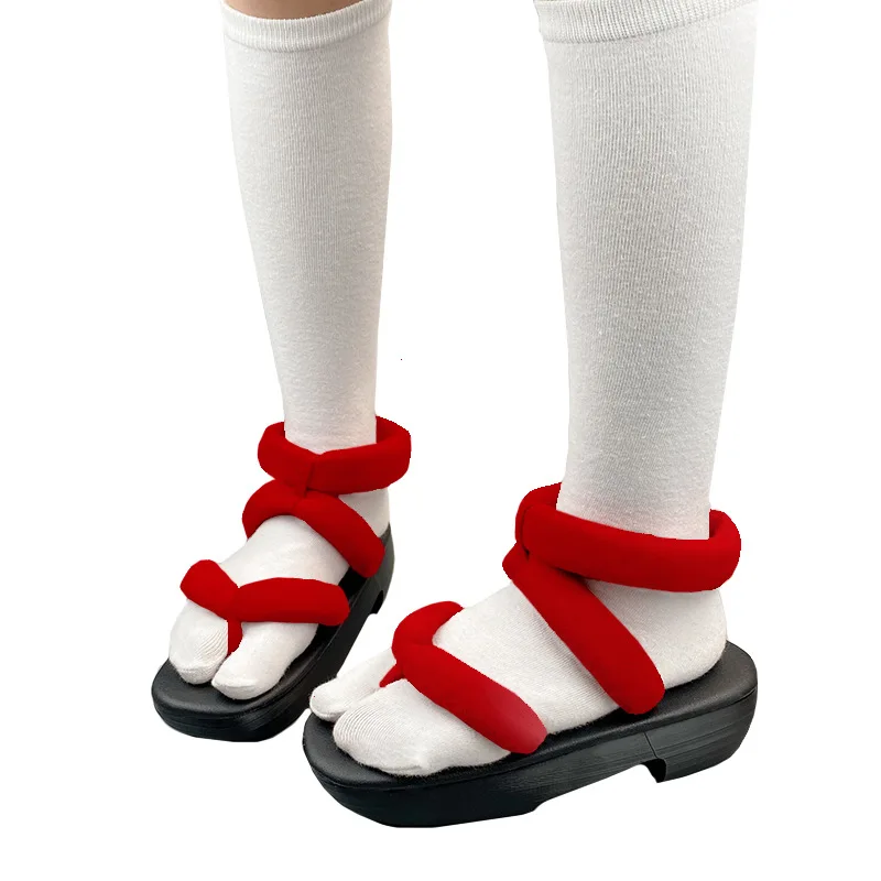 Sapatos de jogo de anime Botas de cosplay Geta PVC