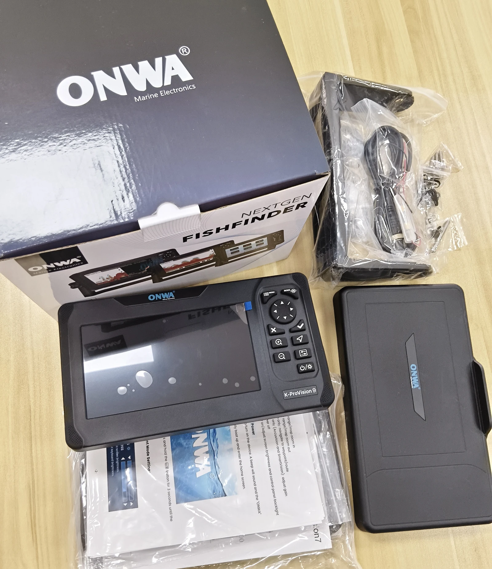 

ONWA 9-inch K-ProVison 9C GPS/CHIRP Fishfinder Boat Wet-condition Touch Control Enhanced GPS/CHIRP Fishfinder with Transducer
