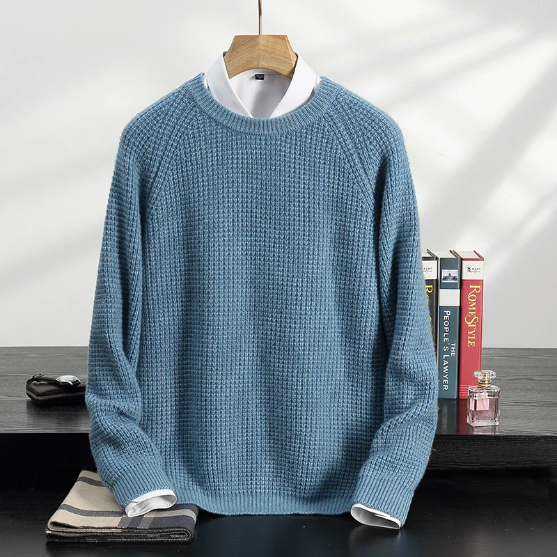 سترة برقبة دائرية من الكشمير الخالص للخريف والشتاء سميكة بأكمام طويلة ناعمة ودافئة وعصرية بلون سادة وتفاصيل كتف بثلاثة حبلا