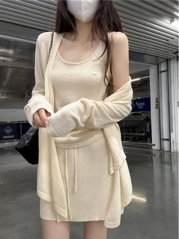 Korean Style Peach Color Strap Cardigan Loose Feel Slimming Effect White Half Skirt Three Piece Set Fashionable Women's Ensemble