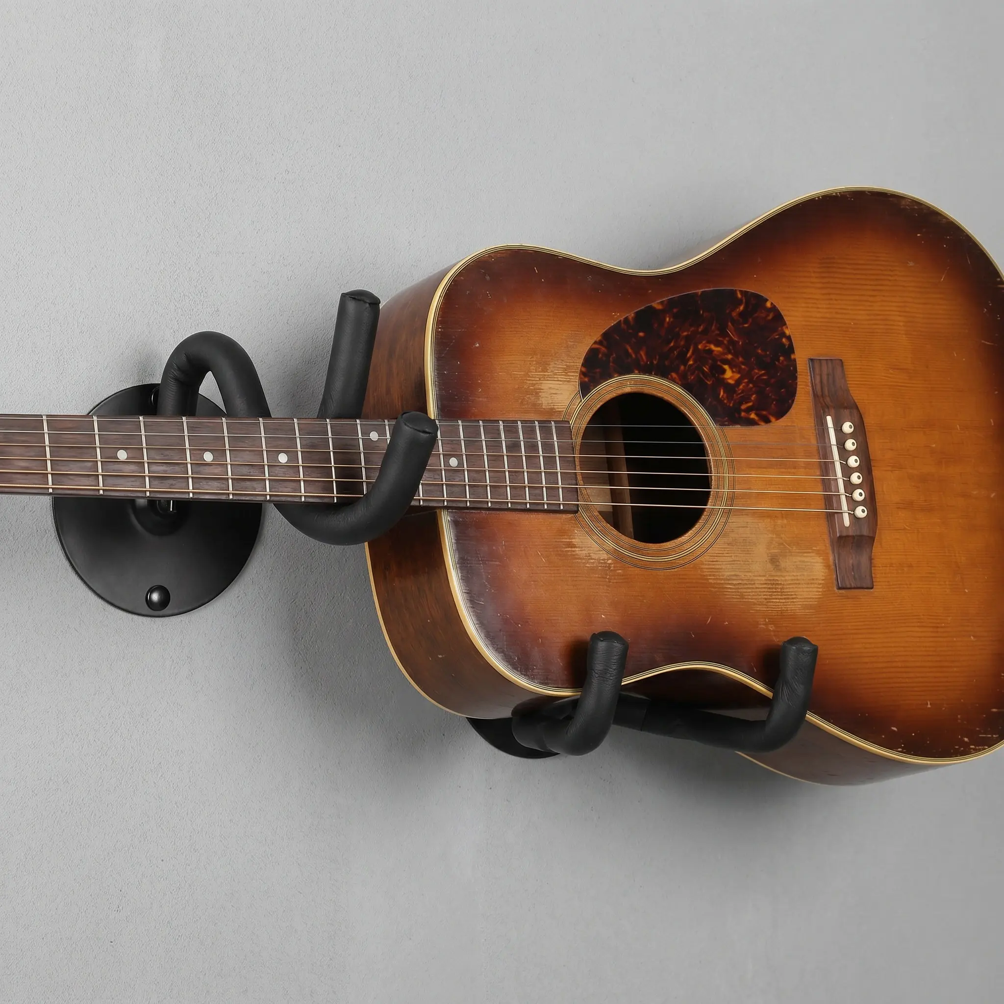 1Set Guitar Wall Hanger Durable Metal Horizontal Guitar Wall Mount Stable Holder for Bass Ukulele Display Rack
