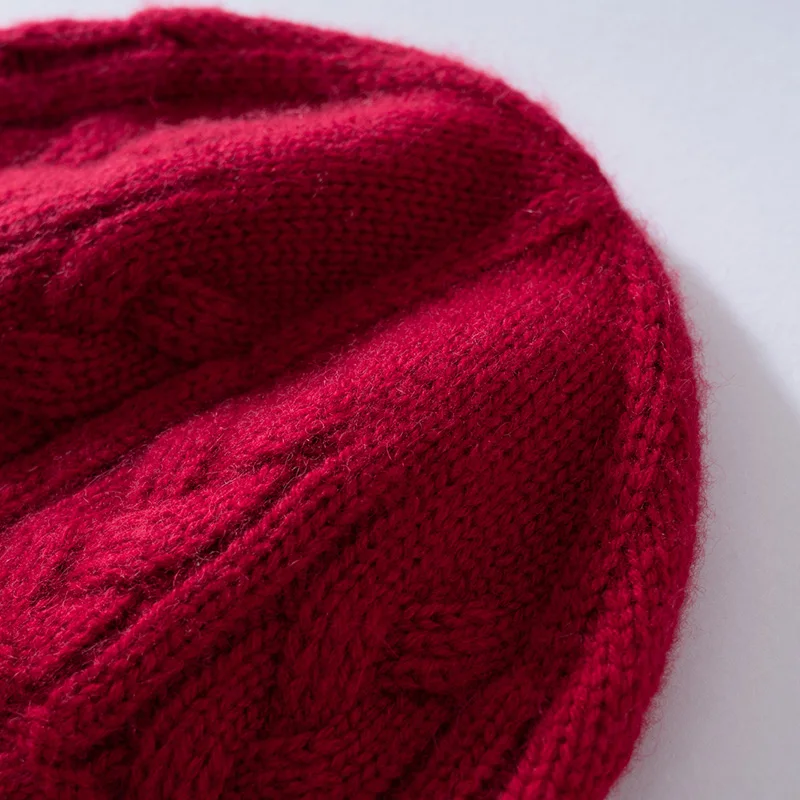 100% hochwertige Kaschmirmütze für Damen, weiche, warme Wintermütze, gestrickte, lässige Outdoor-Mütze in Unifarbe mit geripptem Twist-Muster. – Detail 17