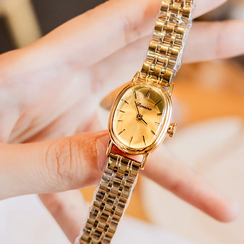 Women Quartz Watch Luxury Oval Shaped Fashion Roman Numerals Numbers Dial Female Vintage Gold Brown Watches Ladies Wristwatch