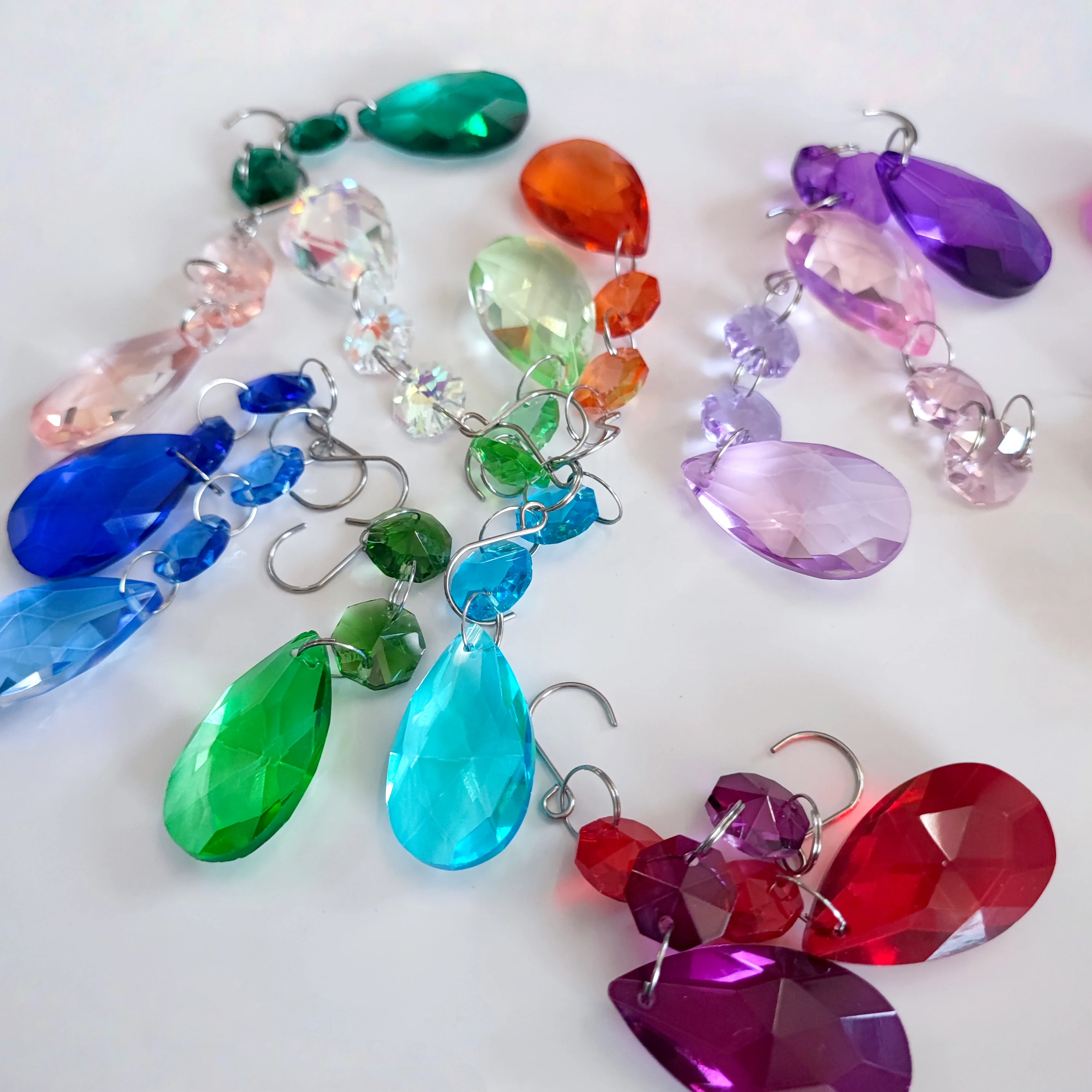 [Sparkling Sun Catcher] 6pcs Crystal Water Droplet Sun Catcher - Sparkling Prism Window Decor for Christmas Halloween, Handcraft
