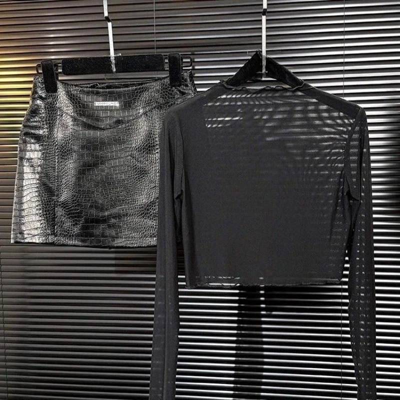 

French Retro Light Luxury High-end Jacket, Mesh Design Sense Set, Women's Autumn New Slimming Set Short Skirt Fashionable 2026