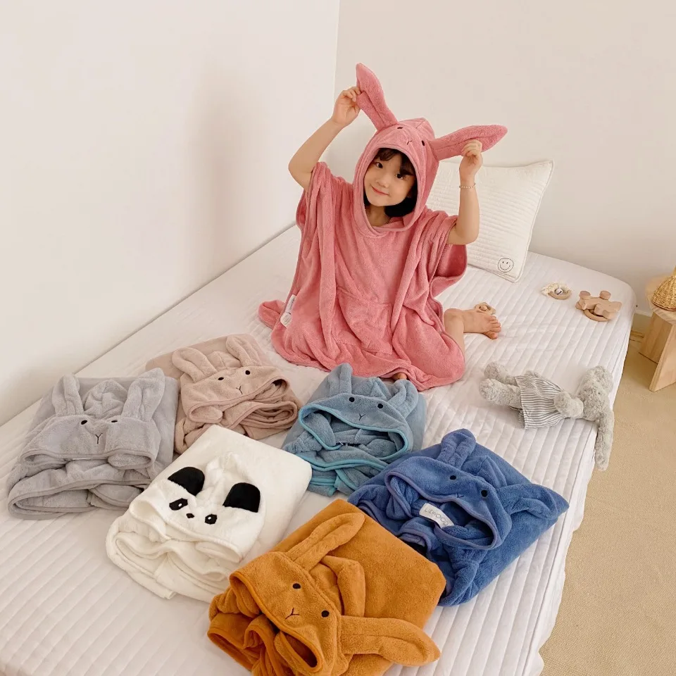 Simple Solid Color Cape Bathrobe Hooded Cartoon Bath Towel Beach Shawl Quick Absorbent and Quick Drying for Children