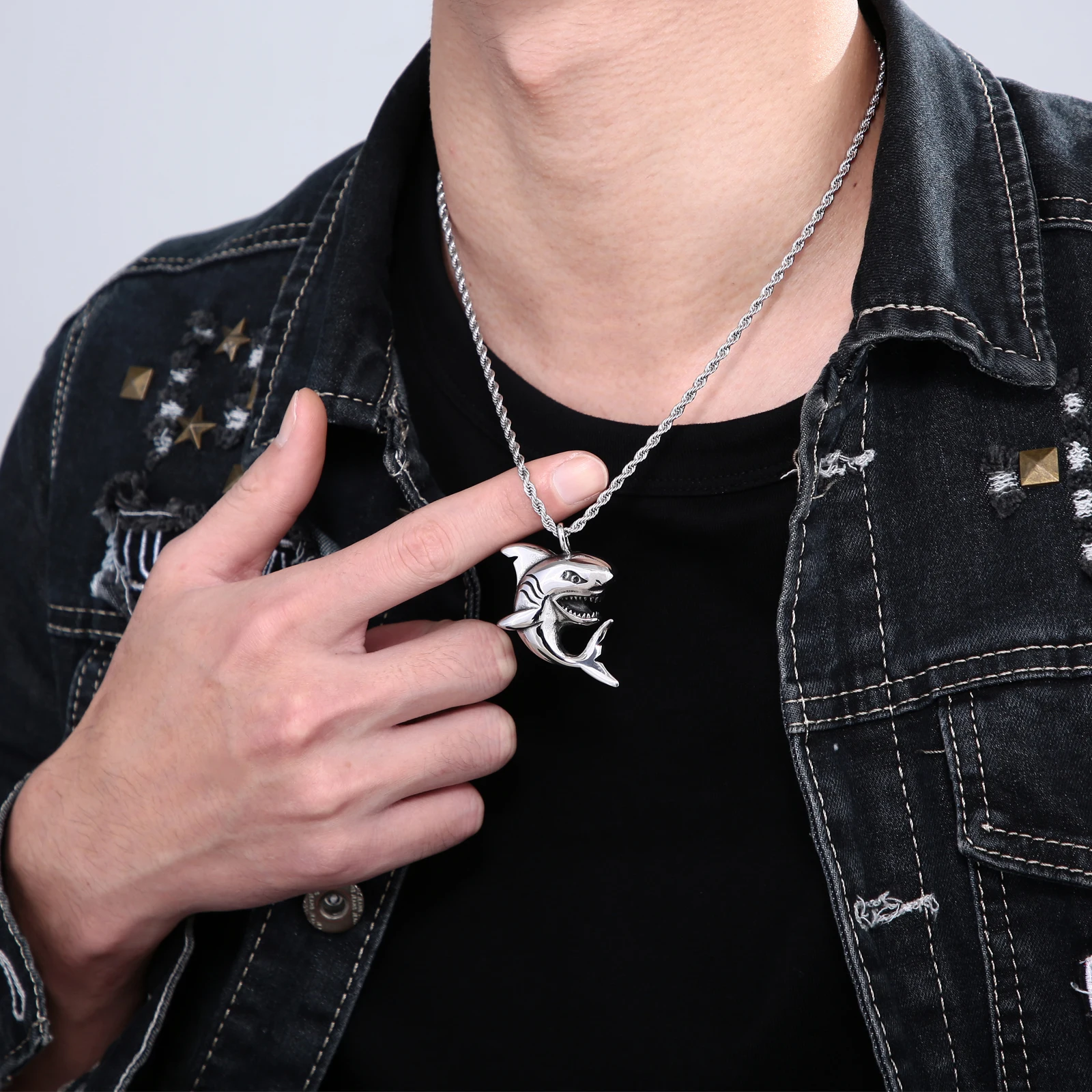 HaoYi Stainless Steel Shark Pendant Necklace For Men Fashion Vintage Punk Jewelry Accessories