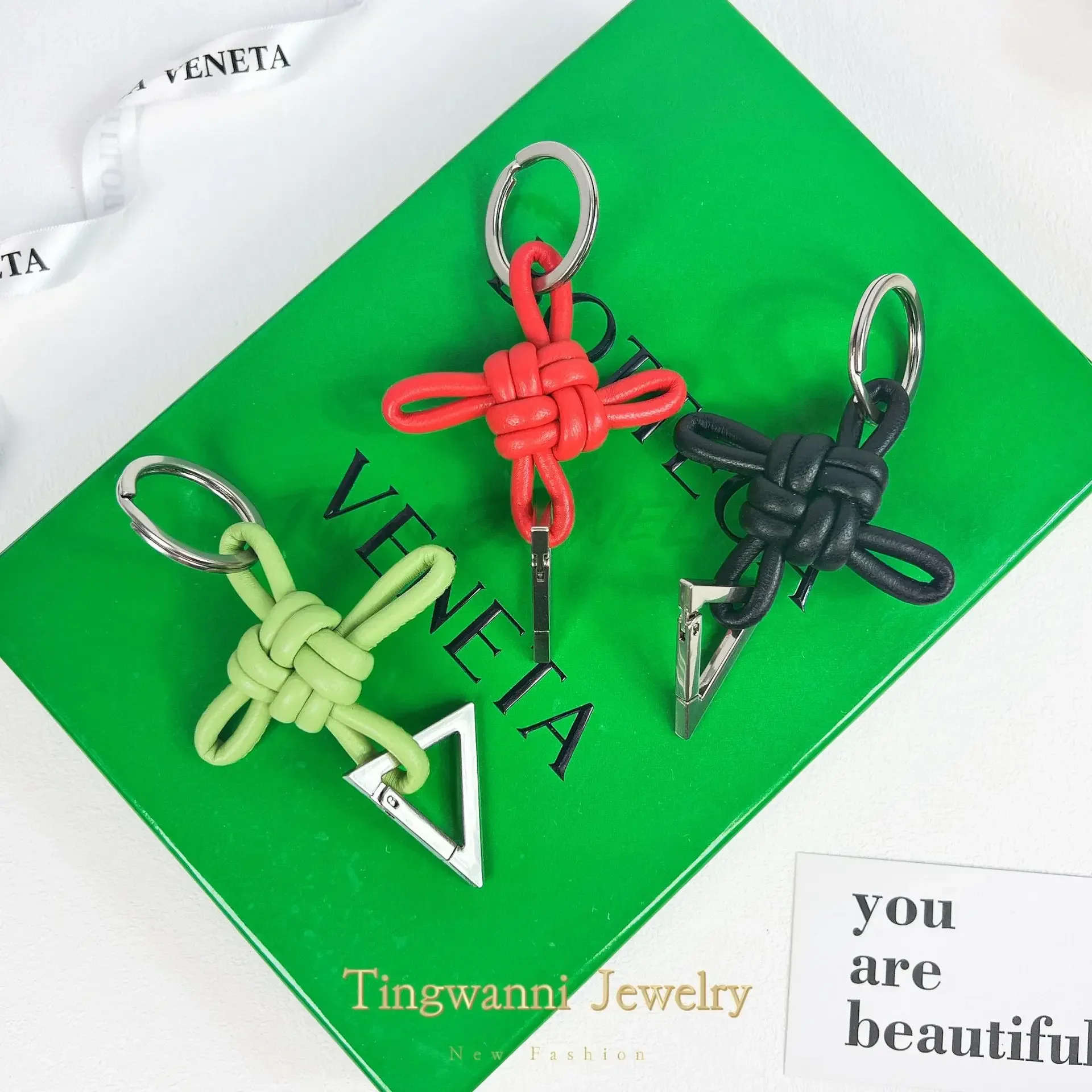 New Knitted Sheepskin Chinese Knot Car Keychain Women's Genuine Leather Car Key Pendant High End Gift Pendant