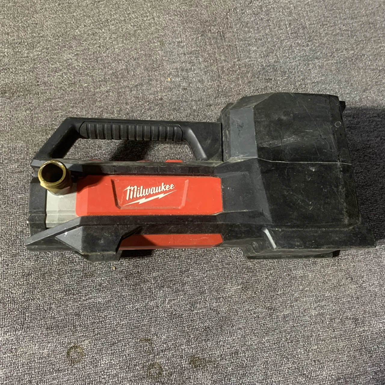 Milwaukee 2771-20 M18 FUEL 18V Water Transfer Pump -   Including 5.0AH battery second-hand