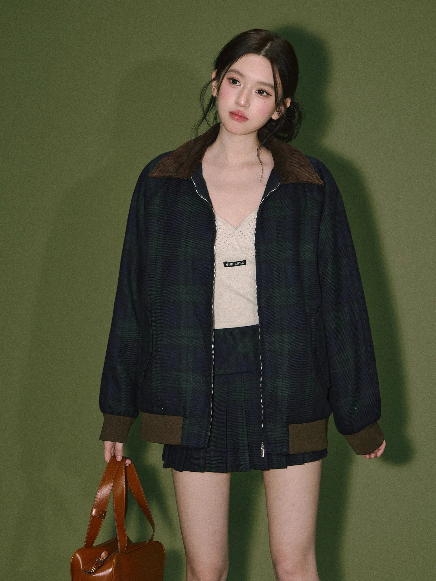 

Комплект OIOI E: Ретро-куртка с воротником в стиле пэчворк и шорты в клетку из хлопка, осенне-зимний, повседневный, для девочек-подростков, модный