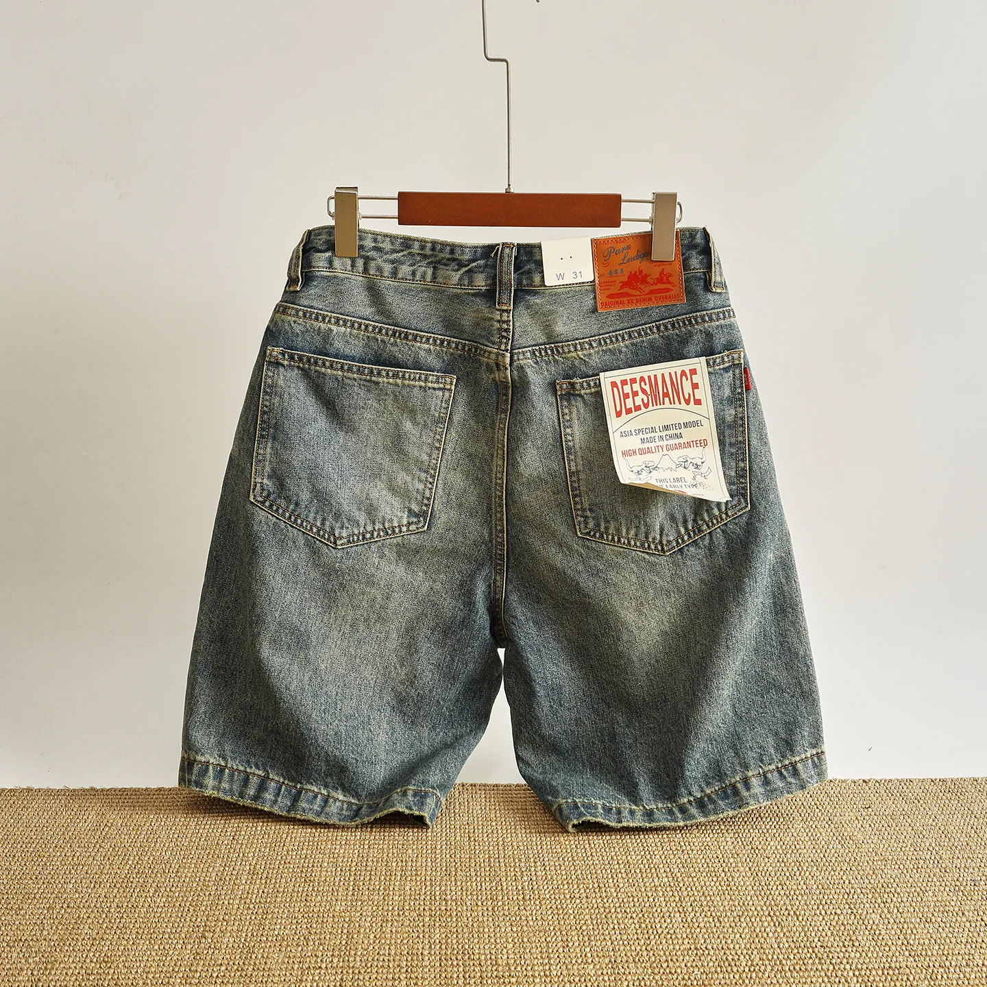Summer new men's nostalgic denim pants men's stone-washed gradient white loose straight retro versatile five-point shorts