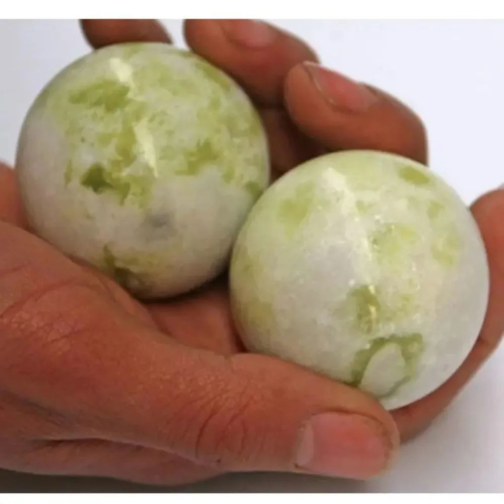 Natural Jade Baoding Ball Fitness Ball Handballs Health Care Elderly Massage Olding Balls Jade Balls Solid Healing Decor