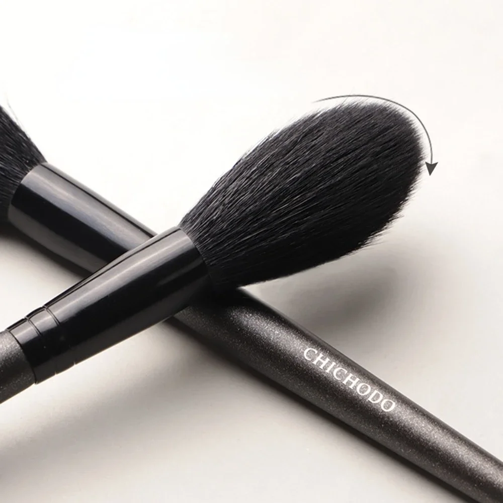 

Professional Goat Hair Face Makeup Highlighter Blending Brush Long Handle Blush Brush Concealer Brush Beauty Makeup Tools