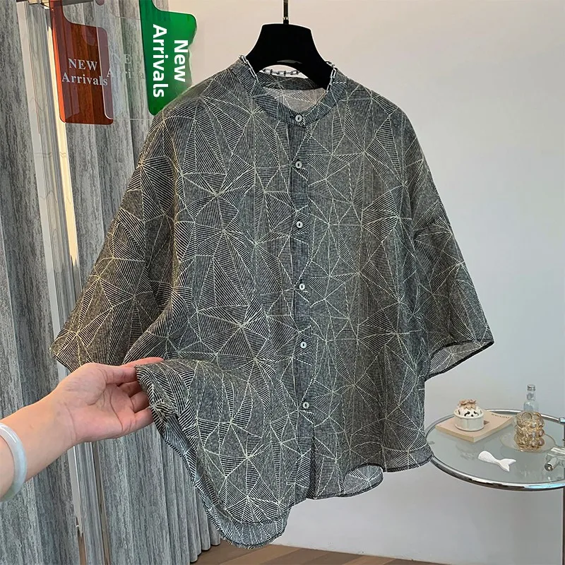 

Artistic Large Size Printed irt Striped Loose Fit Seven Quarter Sve Stand Collar Women's Faion Summer Casual Blouse