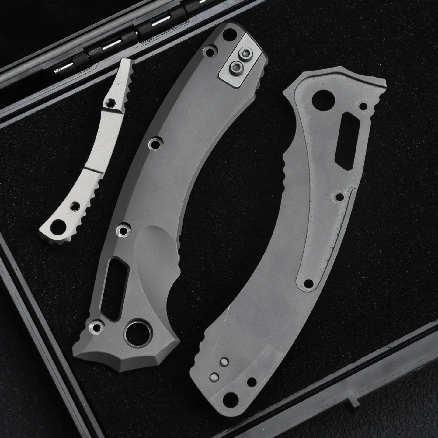 MT Amphibian Ram-LOK Folding Knife Titanium Handle Full Set Of Accessories Camping Hiking EDC Knife Parts Tools Men's Gifts