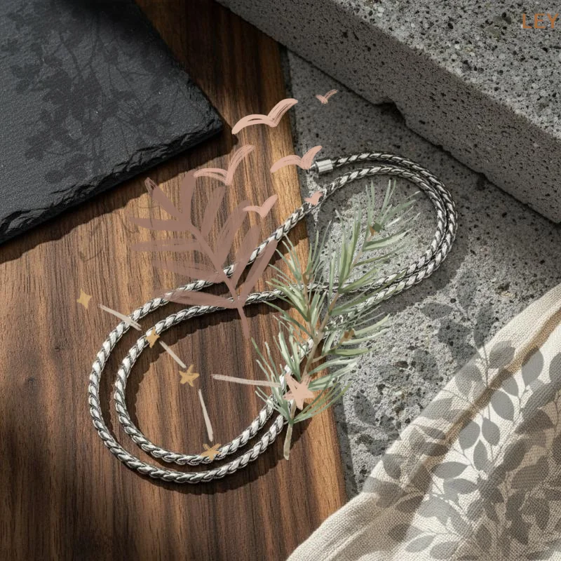 Men Stainless Steel Dragon Bone: Chain Necklace Twisted Scale Round Hammer Integrated Snap Fastener Neckwear