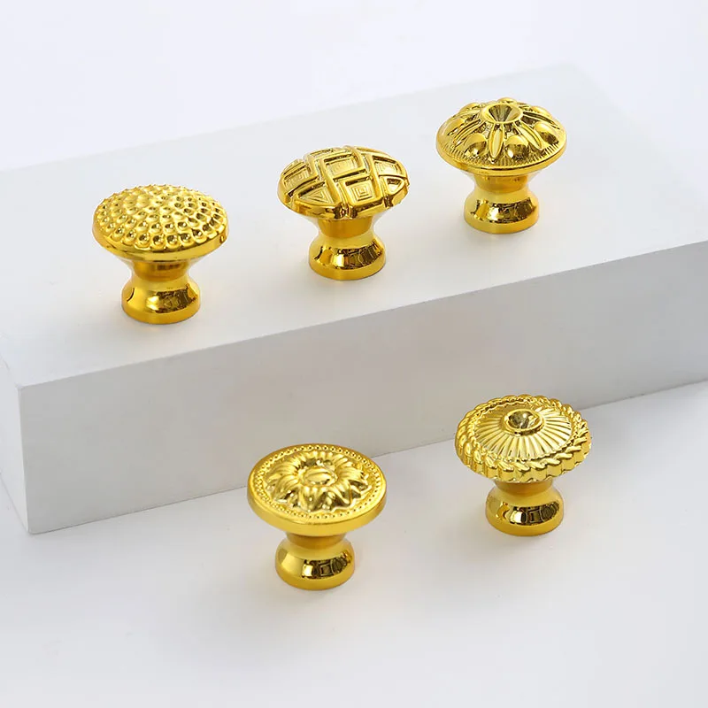 

1PCS New Chinese Style Patterned Circular Gold Drawer Cabinet Door Handle Handcrafted Light Luxury Single Hole Wardrobe Handle