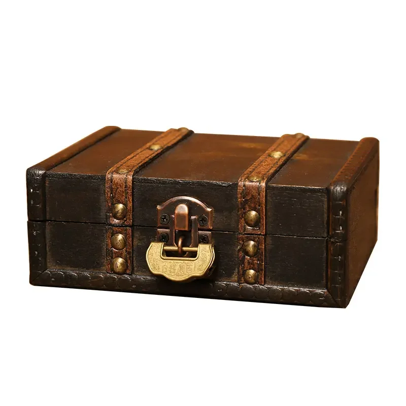 Small box with lock room antique wind password box