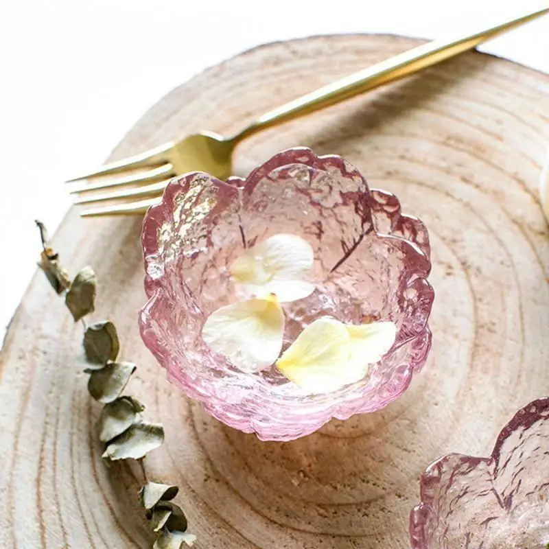 

Новое мини-вишневое стеклянное блюдо в форме цветка, миска для соуса, кухонная тарелка для приправ, мороженое, фруктовый десерт, цветочная миска, посуда