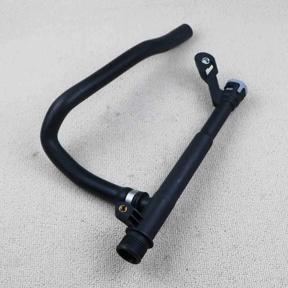 30774514 Car Engine Coolant Hose outlet For Volvo For Land Rover S60 S80 V60 V70 XC60 XC70 XC90 3.0 3.2 2008-2013 30774514