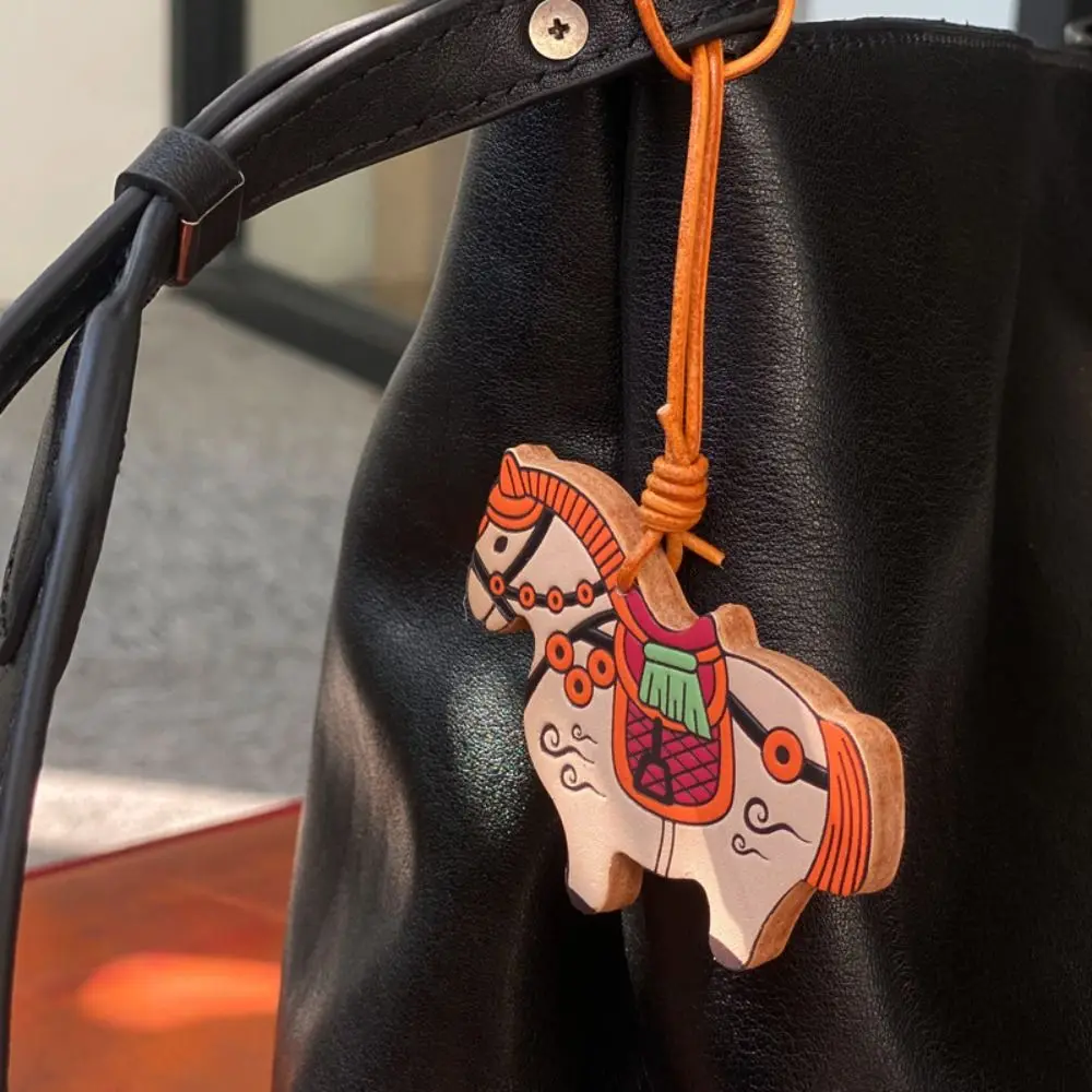 

Cute Hanger Pu Leather Pendant Cactus Cheese Leather Keychain Fashion Cat's Paw Bag Pendant Men